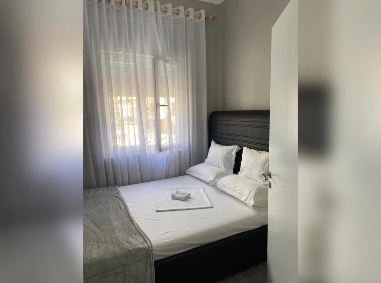 New New Bazaar Apartment Tiranë Ngoại thất bức ảnh