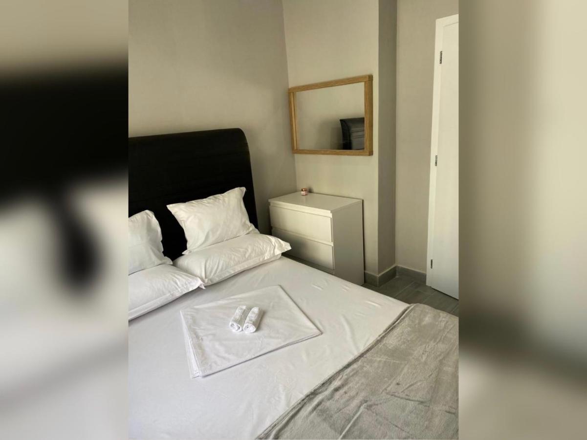 New New Bazaar Apartment Tiranë Ngoại thất bức ảnh